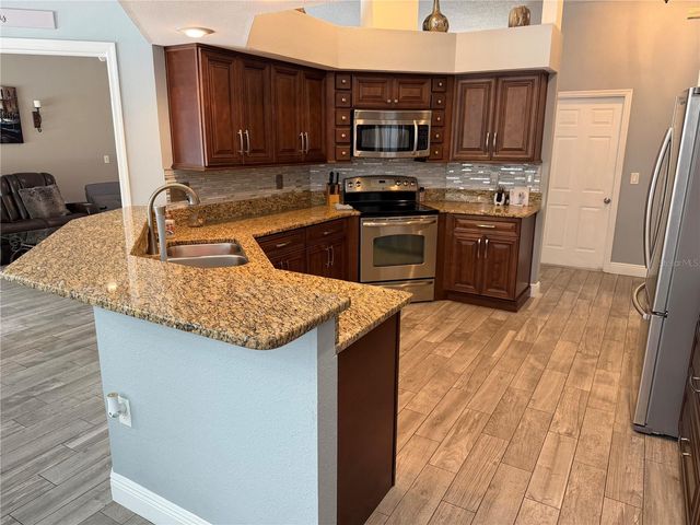 1616 KINSMERE DRIVE, Trinity, FL 34655