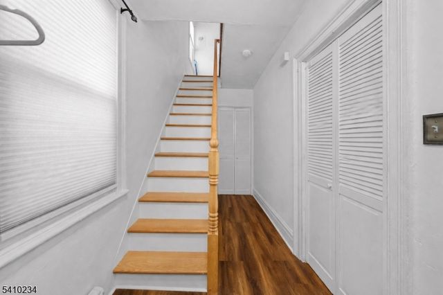 96 W Cherry St, Rahway City, NJ 07065