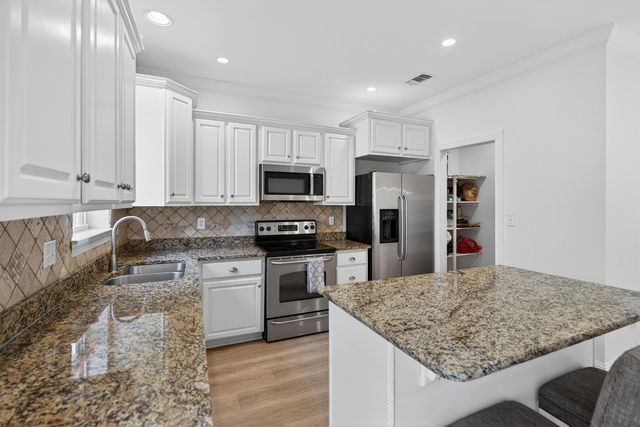 159 N 7Th Street, Santa Rosa Beach, FL 32459