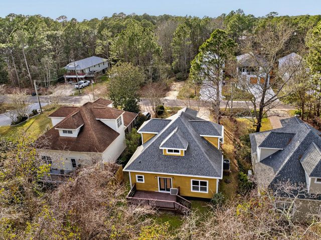 159 N 7Th Street, Santa Rosa Beach, FL 32459