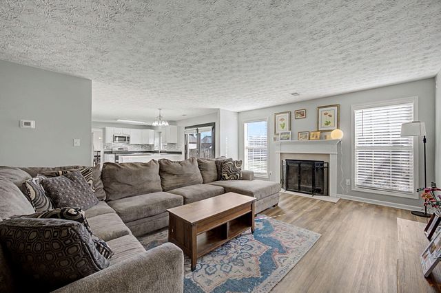 521 Thames Circle, Nicholasville, KY 40356