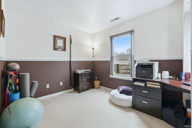 1102 Hideaway Drive, Auburn, IN 46706