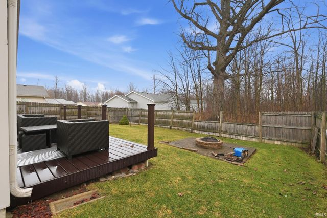 1102 Hideaway Drive, Auburn, IN 46706