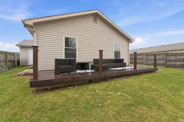 1102 Hideaway Drive, Auburn, IN 46706