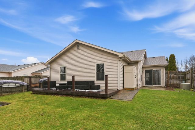 1102 Hideaway Drive, Auburn, IN 46706