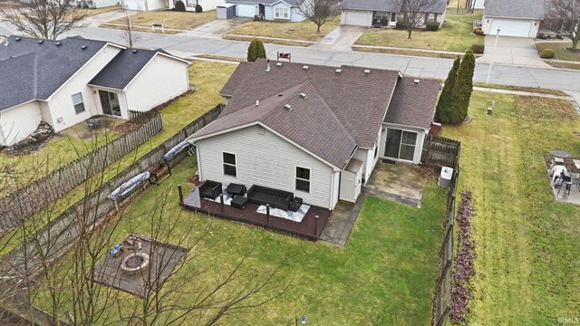 1102 Hideaway Drive, Auburn, IN 46706