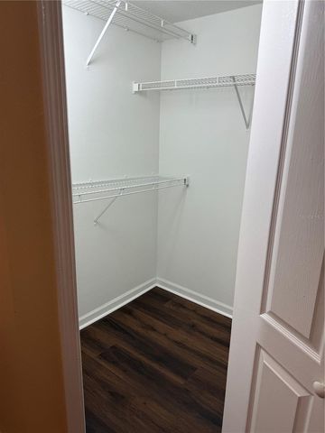 738 CREST PINES DRIVE 718, Orlando, FL 32828