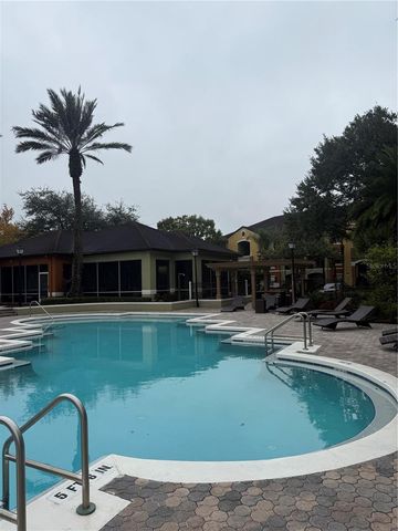 738 CREST PINES DRIVE 718, Orlando, FL 32828