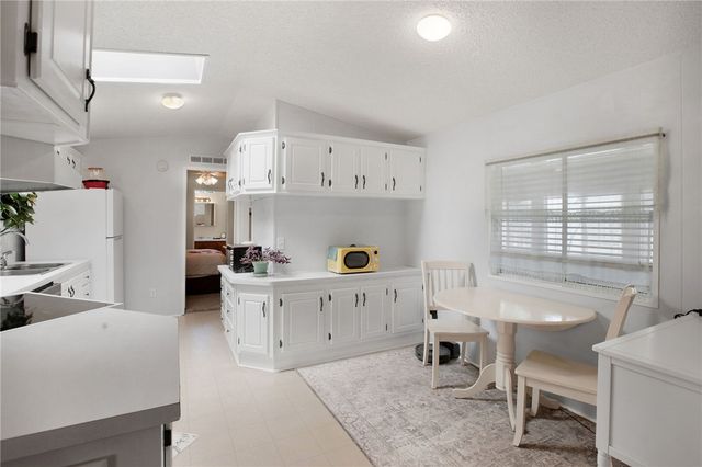 2400 E Lass Avenue, Kingman, AZ 86409