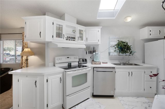 2400 E Lass Avenue, Kingman, AZ 86409