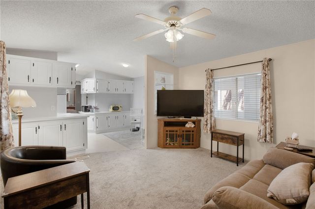 2400 E Lass Avenue, Kingman, AZ 86409