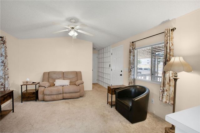 2400 E Lass Avenue, Kingman, AZ 86409