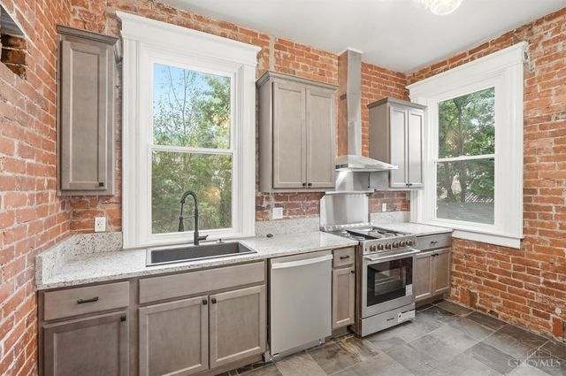 227 Forest Avenue, Cincinnati, OH 45229