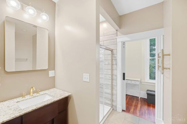 227 Forest Avenue, Cincinnati, OH 45229
