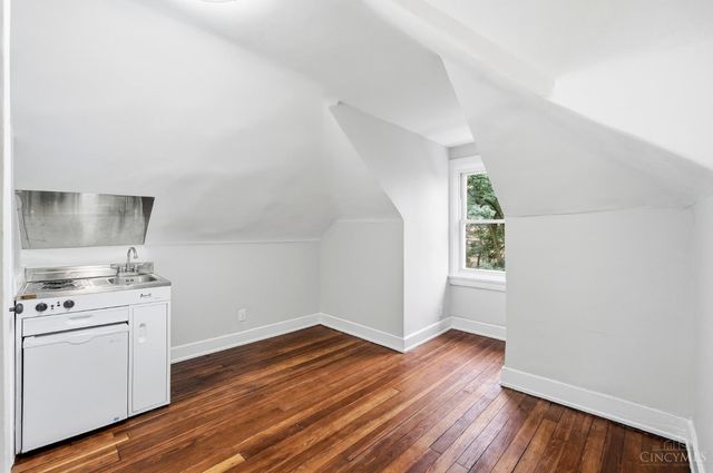 227 Forest Avenue, Cincinnati, OH 45229