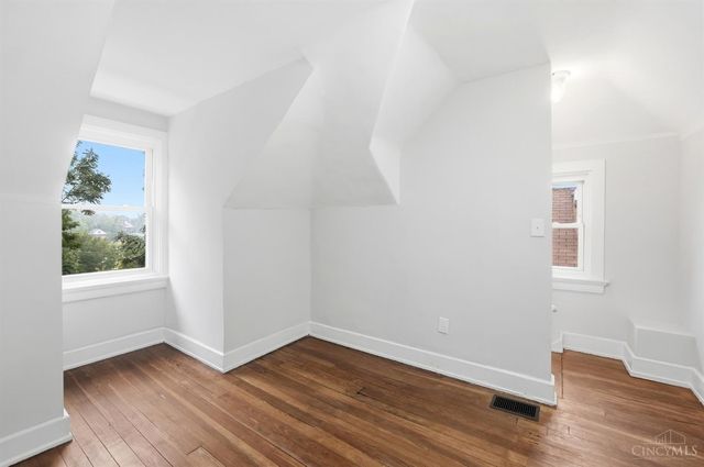 227 Forest Avenue, Cincinnati, OH 45229