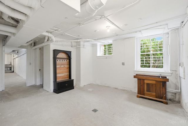 227 Forest Avenue, Cincinnati, OH 45229
