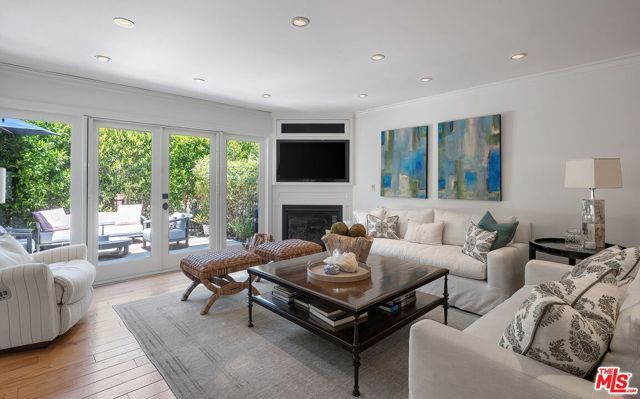 34 Buccaneer Street 1A, Marina Del Rey, CA 90292