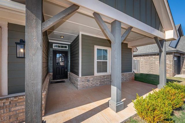 18433 Austin Place, Edmond, OK 73012