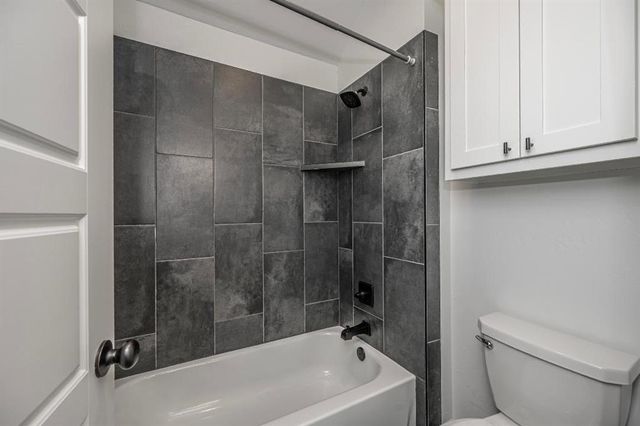 18433 Austin Place, Edmond, OK 73012