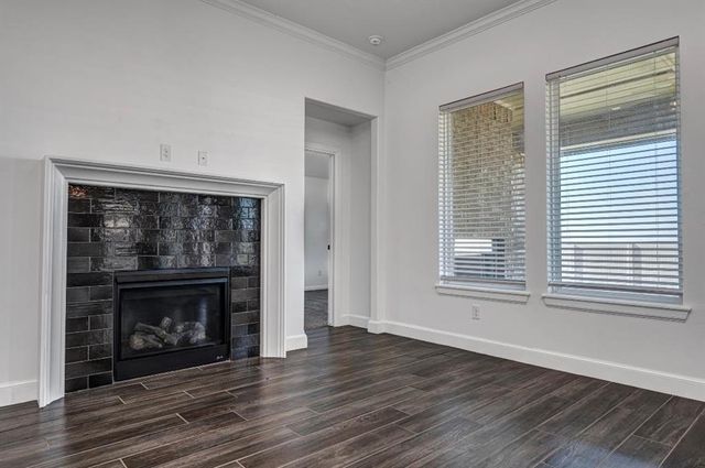 18433 Austin Place, Edmond, OK 73012