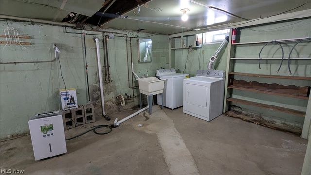 1512 Forest Avenue SE, Massillon, OH 44646