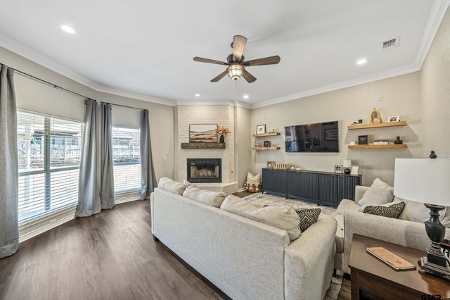 602 Windover Ln, Bullard, TX 75757