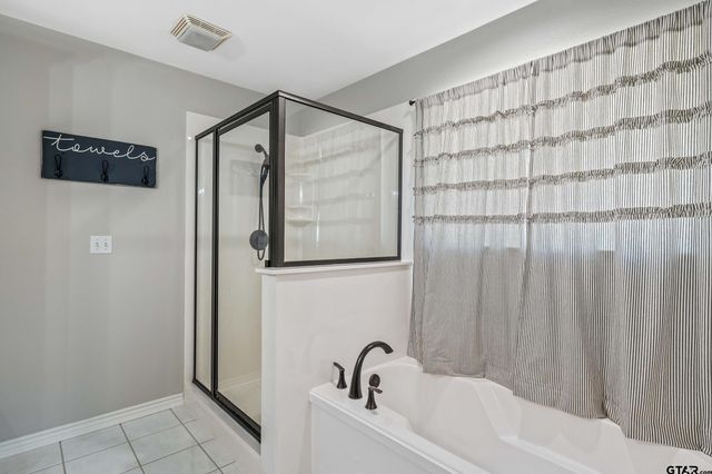 602 Windover Ln, Bullard, TX 75757