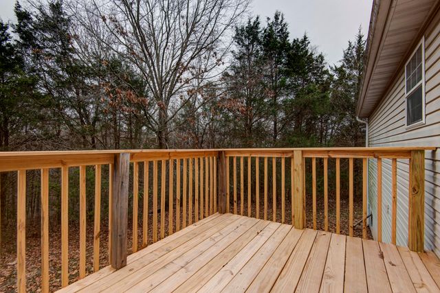 104 Barnridge Road, Highlandville, MO 65669