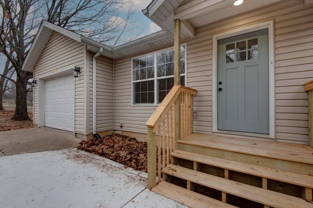 104 Barnridge Road, Highlandville, MO 65669