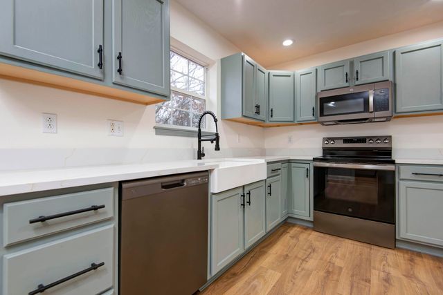 104 Barnridge Road, Highlandville, MO 65669