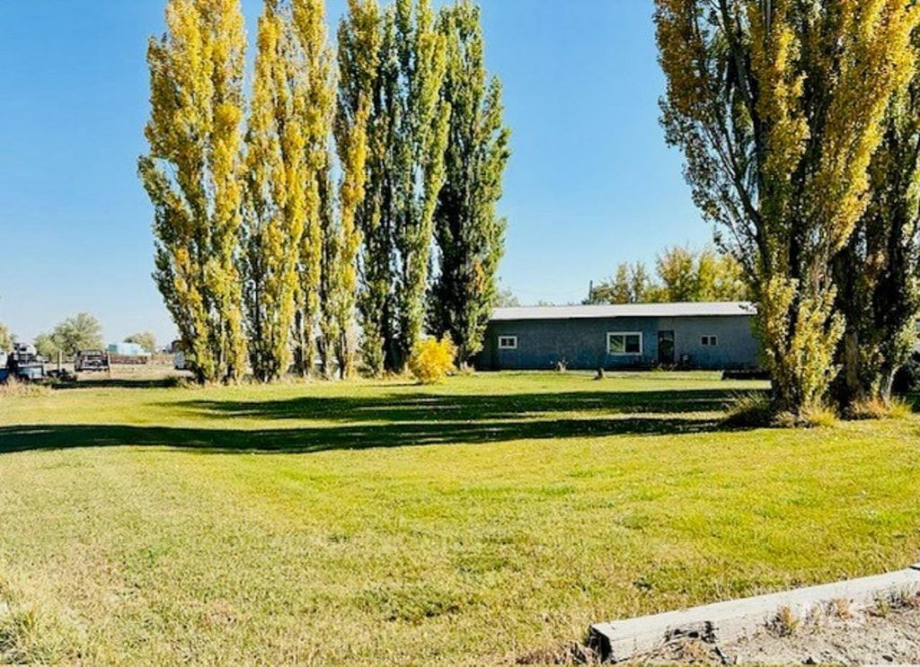 522 N 1st East, Paul, ID 83347