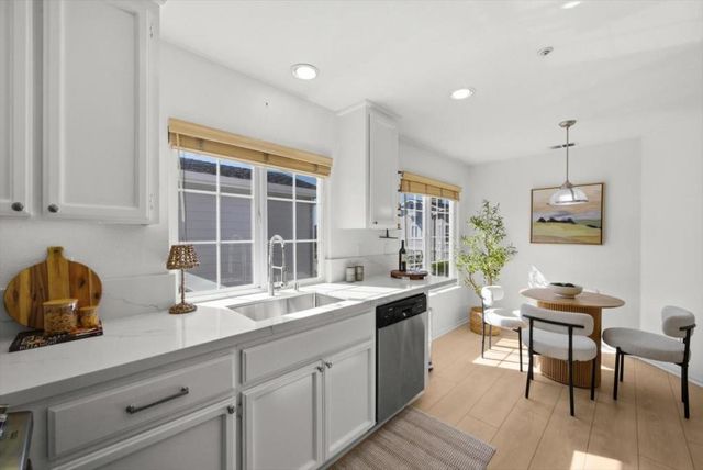 129 Outlook Circle, Pacifica, CA 94044