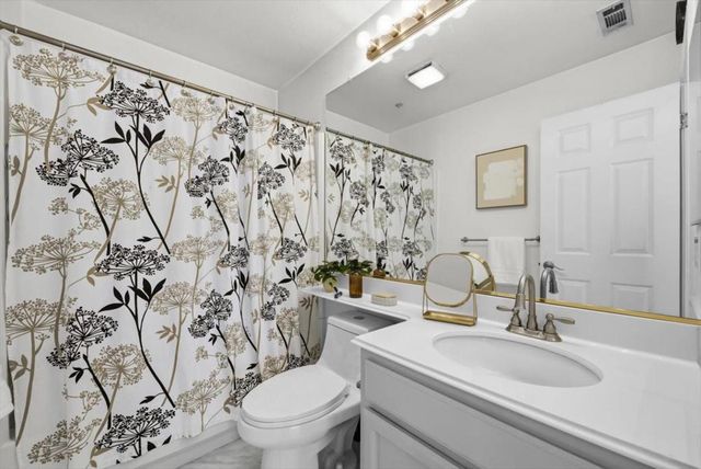 129 Outlook Circle, Pacifica, CA 94044