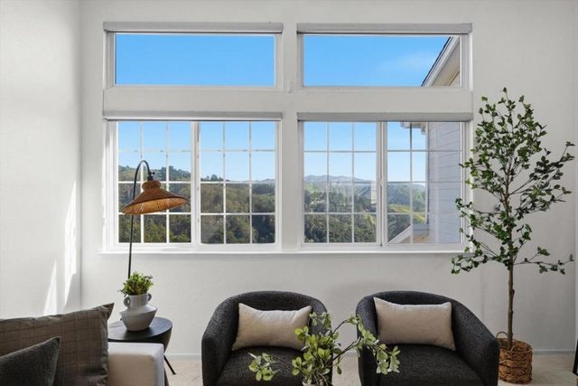 129 Outlook Circle, Pacifica, CA 94044