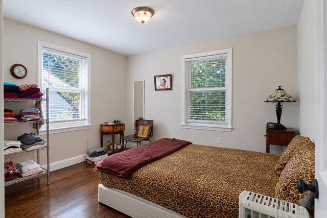 156 Elmwood Ave B, Quincy, MA 02170