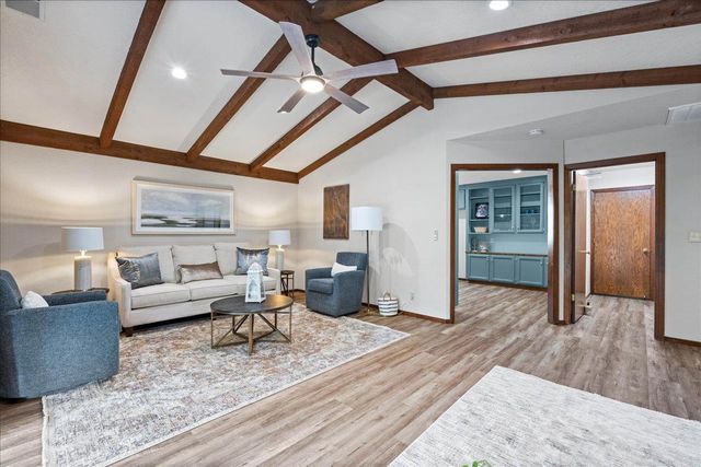 3401 Riverdale Way, Carmichael, CA 95608