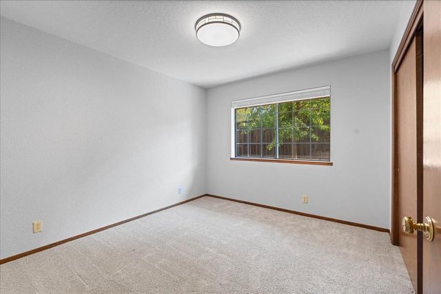 3401 Riverdale Way, Carmichael, CA 95608