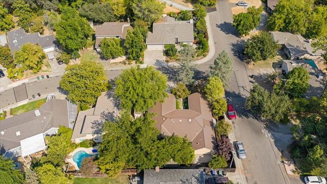 3401 Riverdale Way, Carmichael, CA 95608