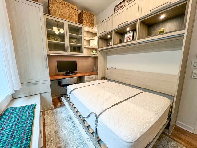 340 W Superior Street 701, Chicago, IL 60654