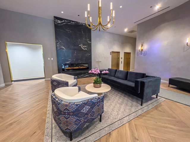 340 W Superior Street 701, Chicago, IL 60654