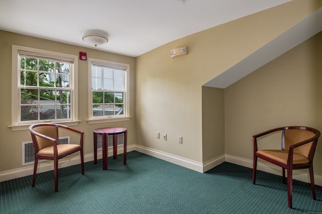 3 Essex Square, Essex, CT 06426