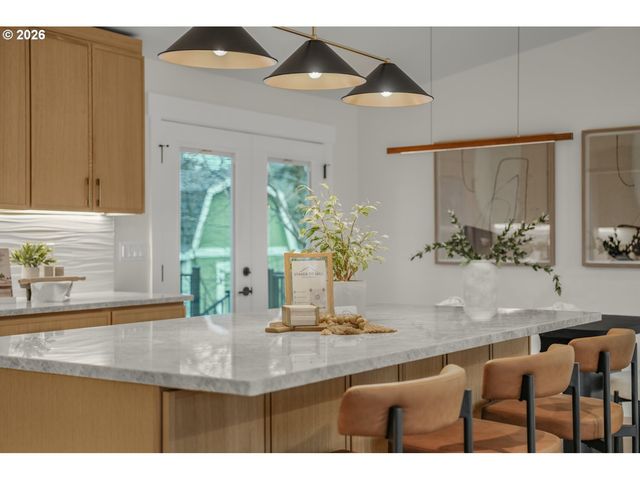 1711 Nw 19TH St, Gresham, OR 97030