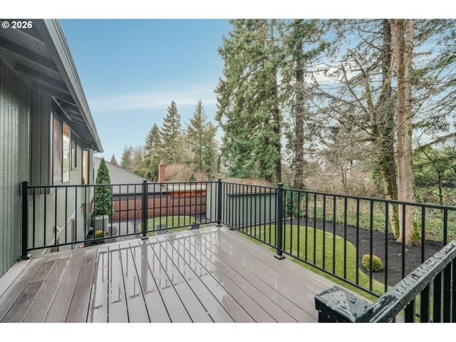 1711 Nw 19TH St, Gresham, OR 97030