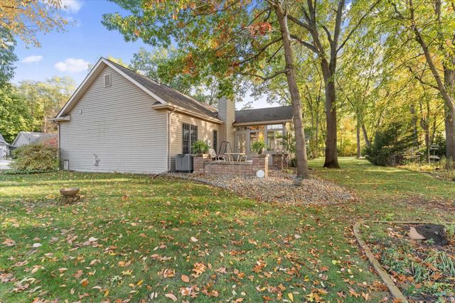 2217 Woodland Court, Elkhart, IN 46514