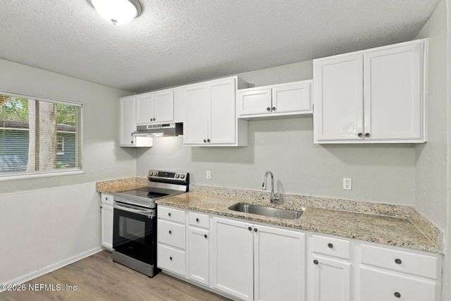 6923 MISS MUFFET Lane N, Jacksonville, FL 32210