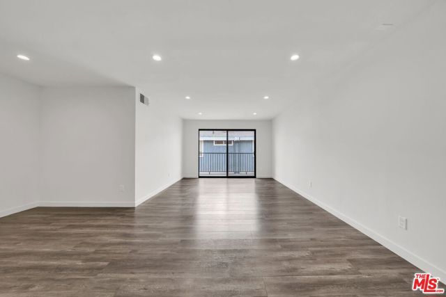 7453 Haskell Avenue 7, Van Nuys (los Angeles), CA 91406