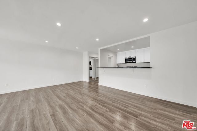 7453 Haskell Avenue 7, Van Nuys (los Angeles), CA 91406