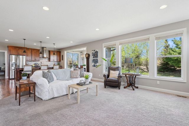 4212 Parkview Lane, Anoka, MN 55303