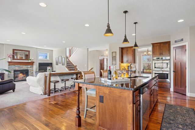 4212 Parkview Lane, Anoka, MN 55303